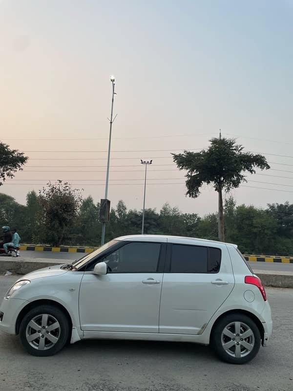 Suzuki Swift 2016, 1.3 Manual 3