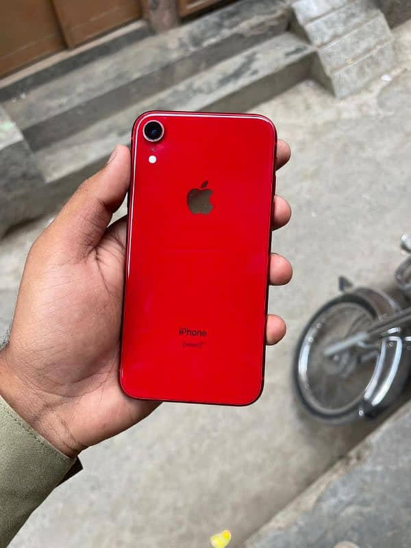 iPhone XR 0