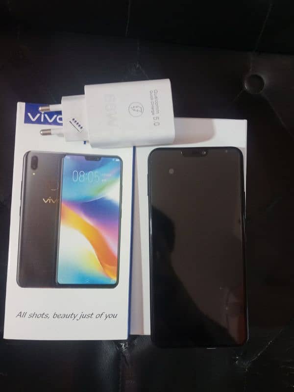 vivo y85 (4/64) Gb ram full new with box and charger lush condition 1