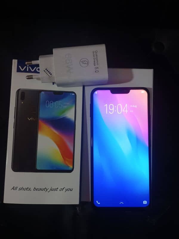 vivo y85 (4/64) Gb ram full new with box and charger lush condition 2