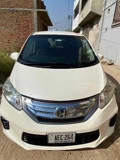 Honda Freed 2012