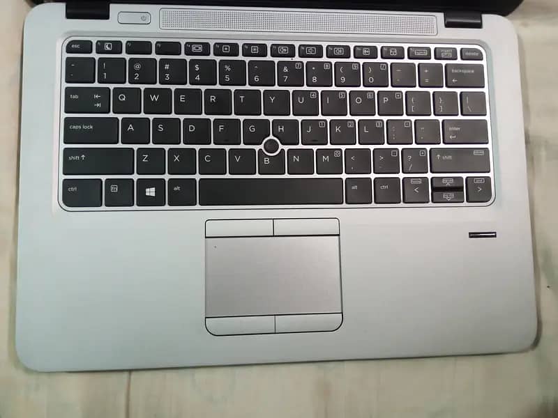 Core i7 6th Generation Laptop For Sale In Reasonable Price 1