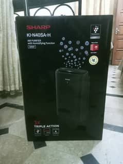 SHARP air purifier with humidifying function.