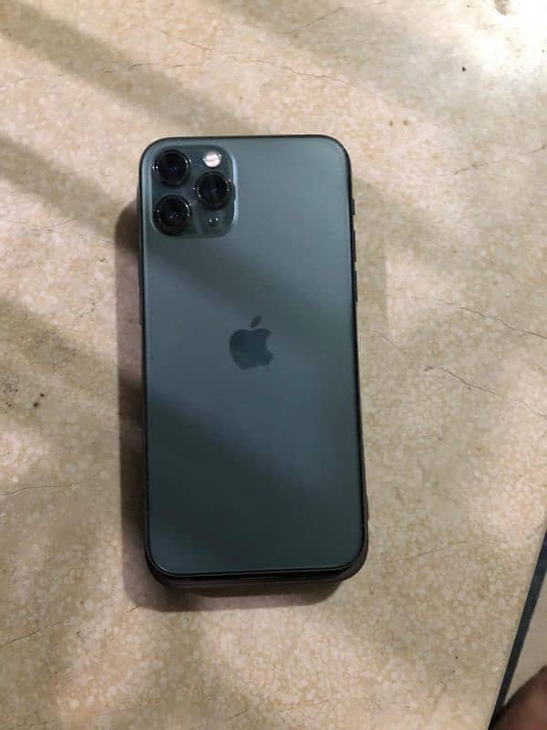 Iphone 11 pro ( Factory unlocked) 0