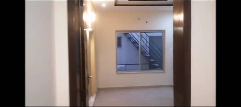 5 Marla Beautiful Full House Available For Rent In XX Block DHA Phase 3 Near to Packages Mall Lahore 8