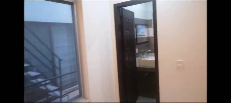 5 Marla Beautiful Full House Available For Rent In XX Block DHA Phase 3 Near to Packages Mall Lahore 22