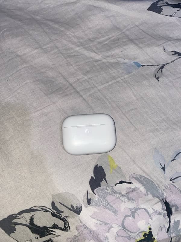 airpods pro 3rd gen whitning charging c type original 1