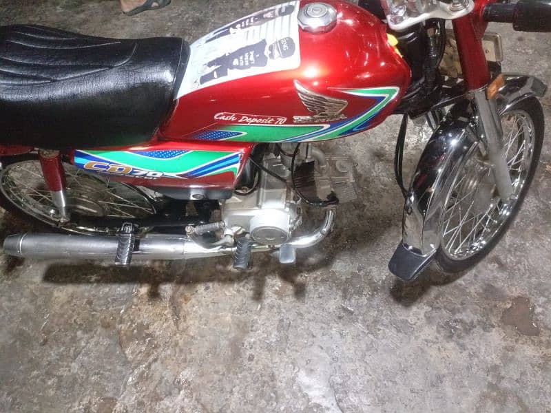 Honda bike 10 by 10 condition Har chij okay 86926 kilometre Chali Hai 1