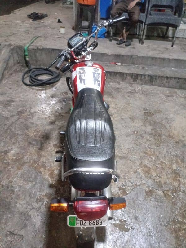 Honda bike 10 by 10 condition Har chij okay 86926 kilometre Chali Hai 3