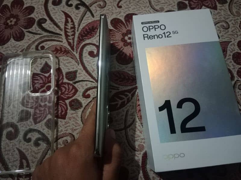 Oppo Reno 12 5G 0