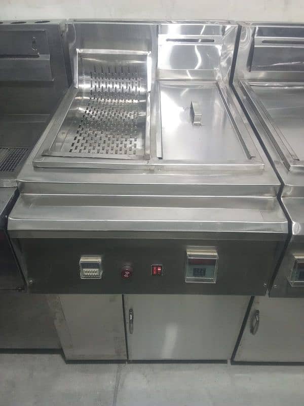 16 litter deep fryer blower complete rang avail pizza oven dough mixer 1