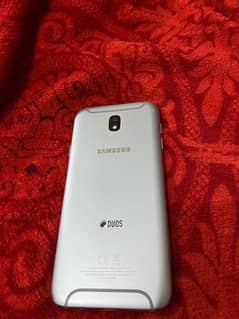 SAMSUNG J7 pro