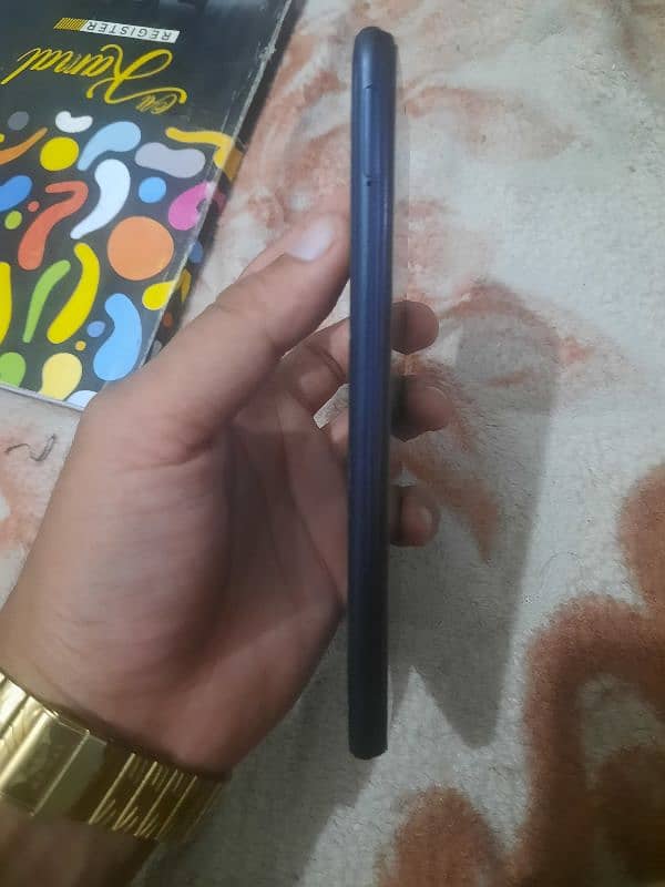 Vivo y20 black 3