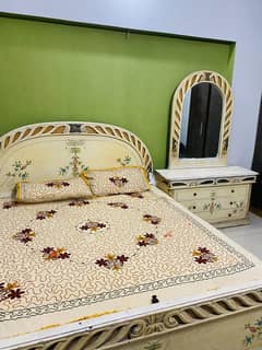 Wooden King bed (6ft 87inch) with side tables and dressing table