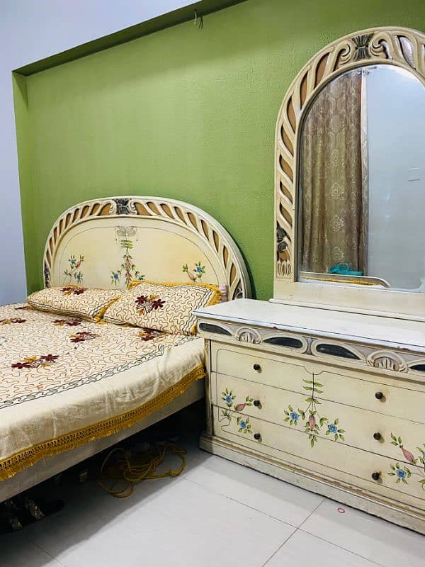 Wooden King bed (6ft 87inch) with side tables and dressing table 1