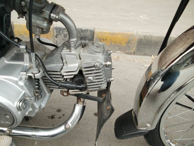 Honda CD70c 24 model. O3O8-56-88-797. 2