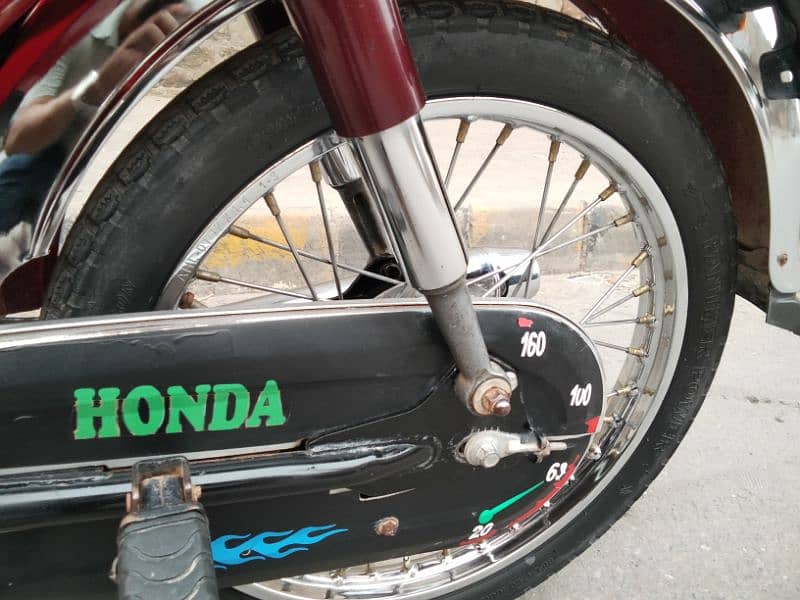 Honda CD70c 24 model. O3O8-56-88-797. 8