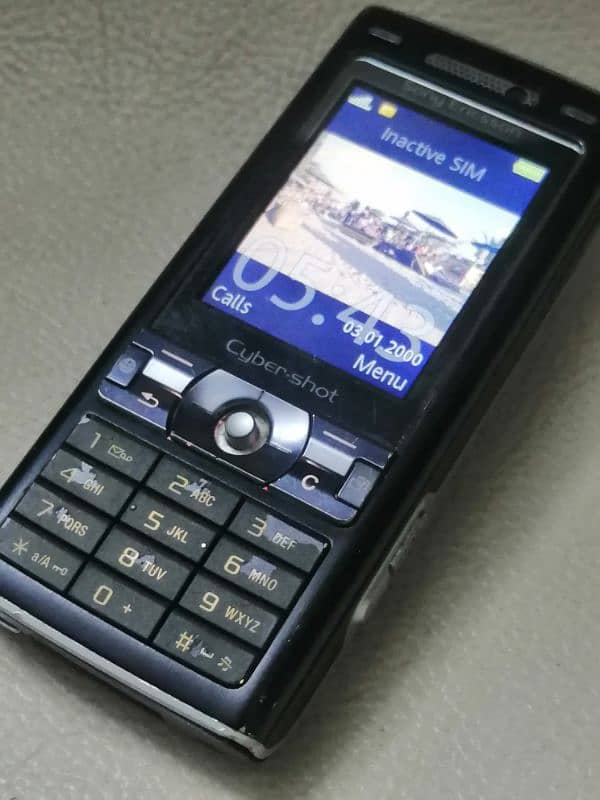 Sony Ericsson k800i 1