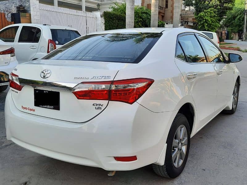 2016 Toyota Corolla Altis CVT-i 1.8 Cruisetronic Untouch 4