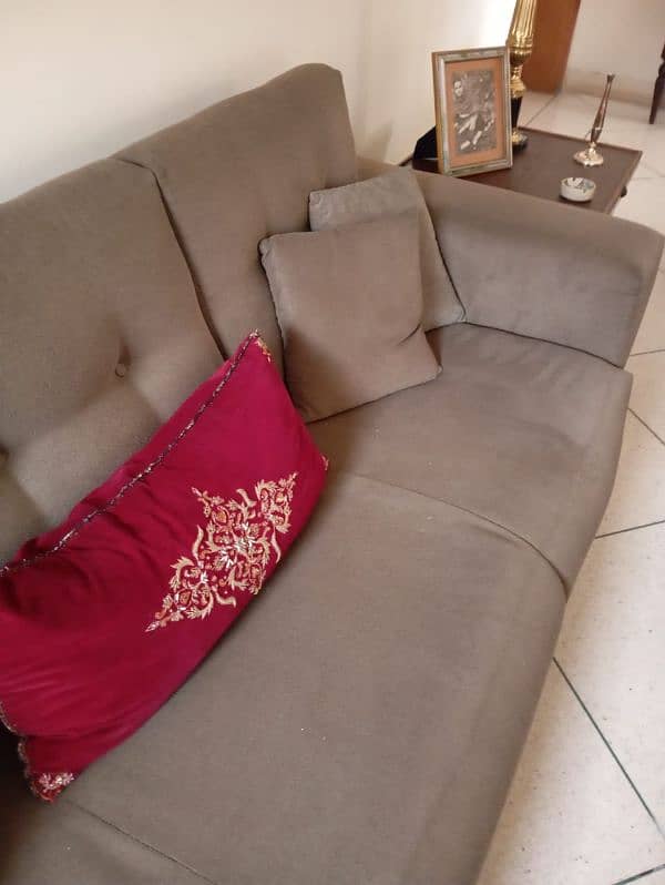 6 seater L shaped sofa with 6 cushions 3