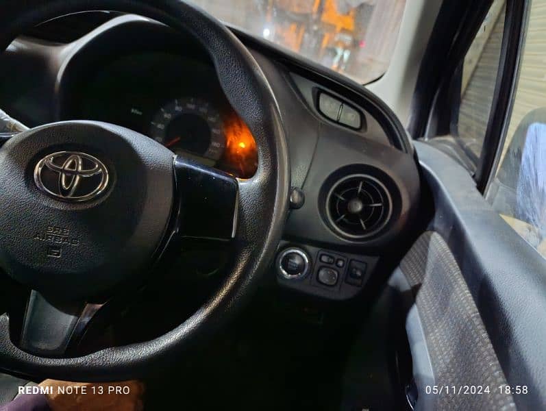 Toyota Vitz 2018 3