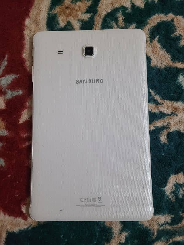 samsung galaxy TAB E 1