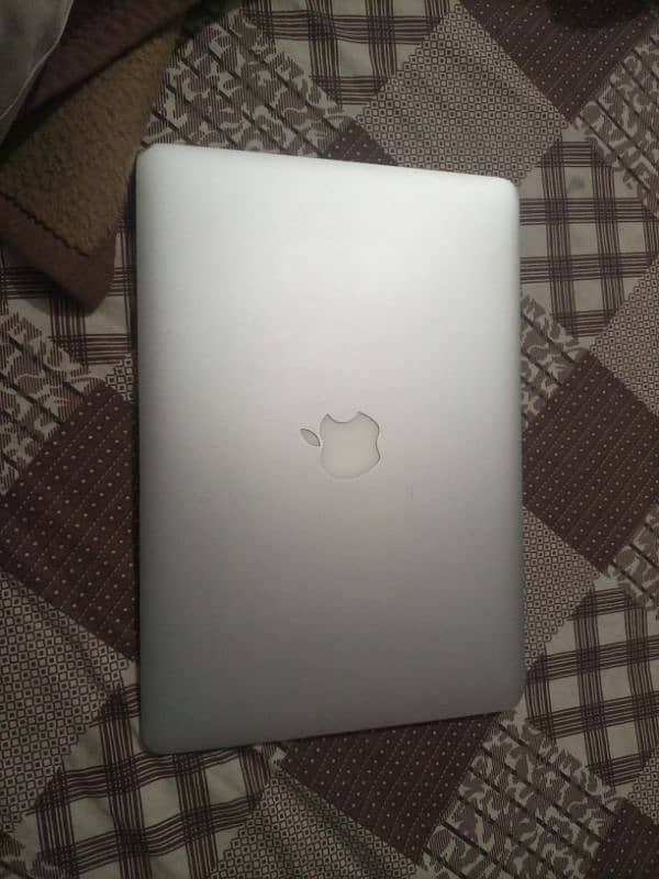 Apple MacBook air 8gb ram 0