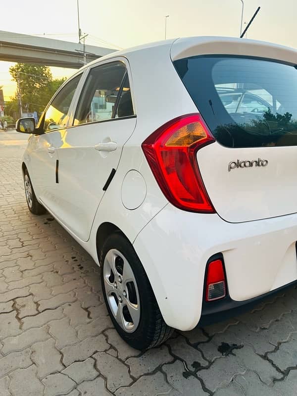 KIA Picanto 2023 3