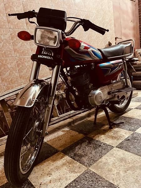 Honda CG 125 2022 model brand new condition 2