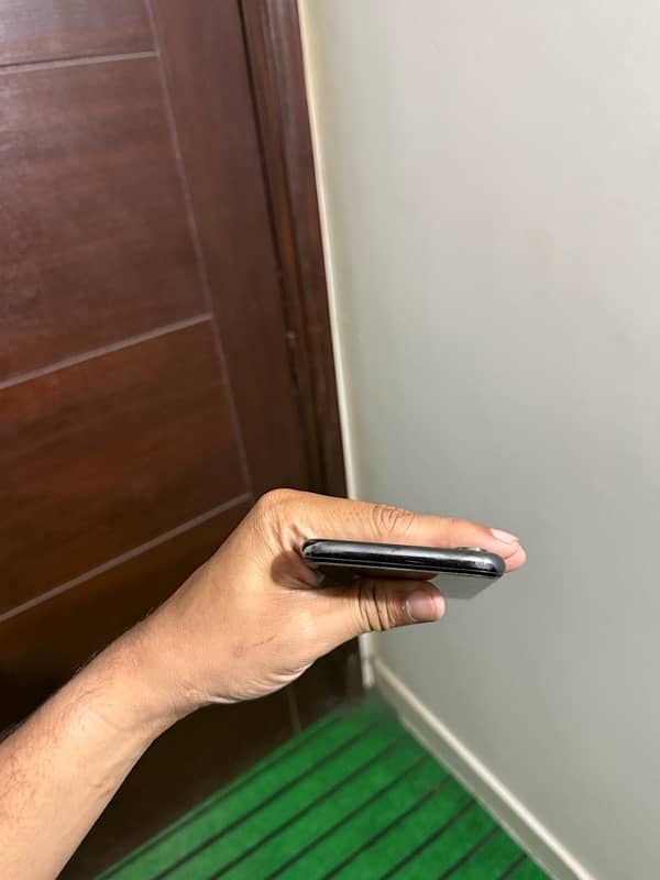 iPhone X PTA 256gb 3