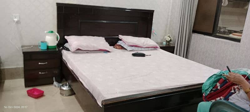 used bed 2