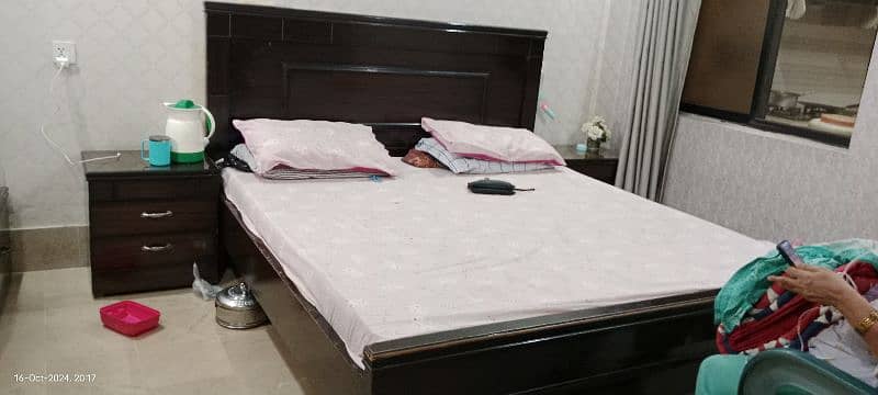 used bed 3