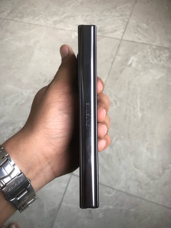 Samsung Fold 4 12/256GB 3