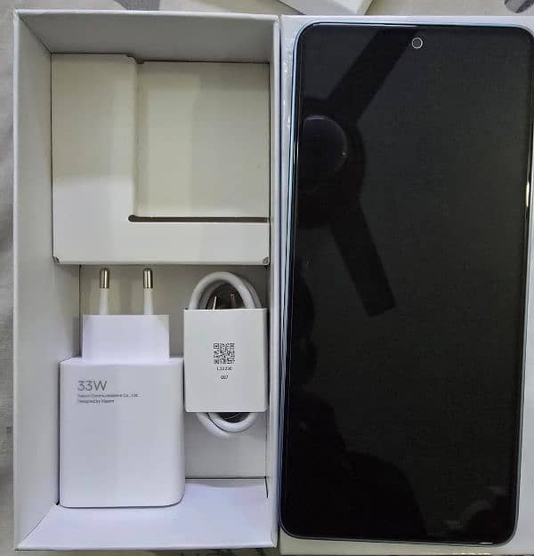 Redmi Note 13 8/256 complete Saman 9 Month warranty 1