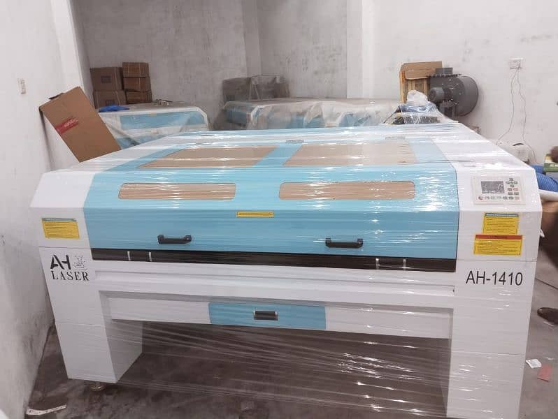 Laser cutting machine 1