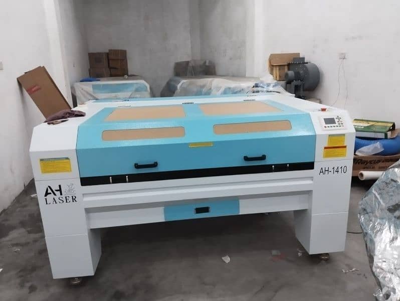 Laser cutting machine 3