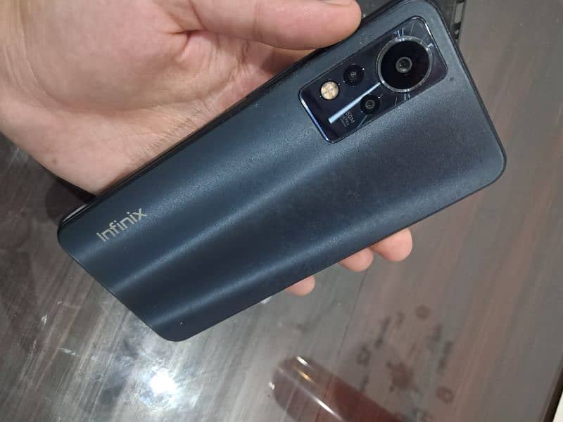 Infinix Note 11 1