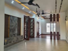 7 Marla Luxury Designer House For Rent 0