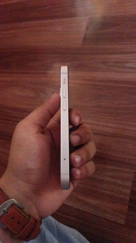 iPhone 13 mini 5