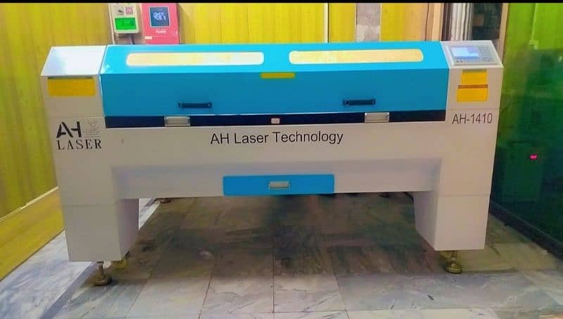 Laser cutting machine 3