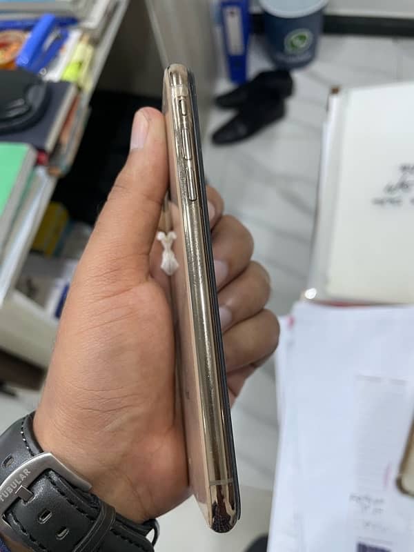 iPhone XS PTA Approved 3