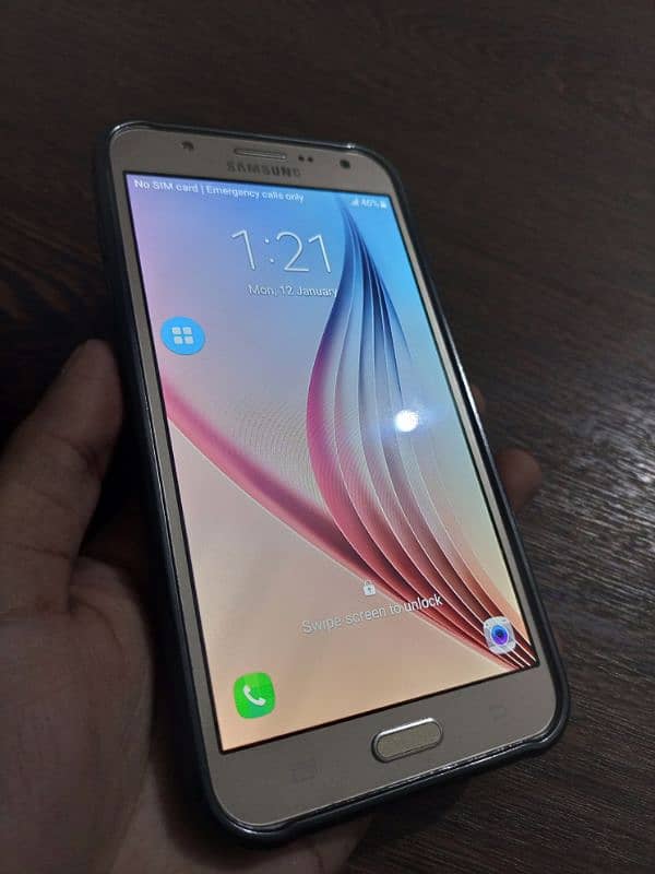 Samsung Galaxy J7 prime 4