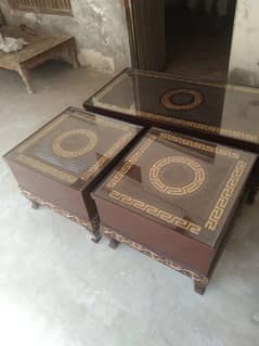 New Vercahi Table Set