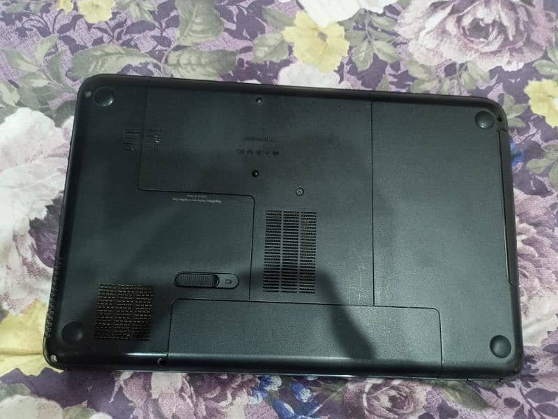 HP used laptop  ok condition call at : 03170821561 call for discount 1