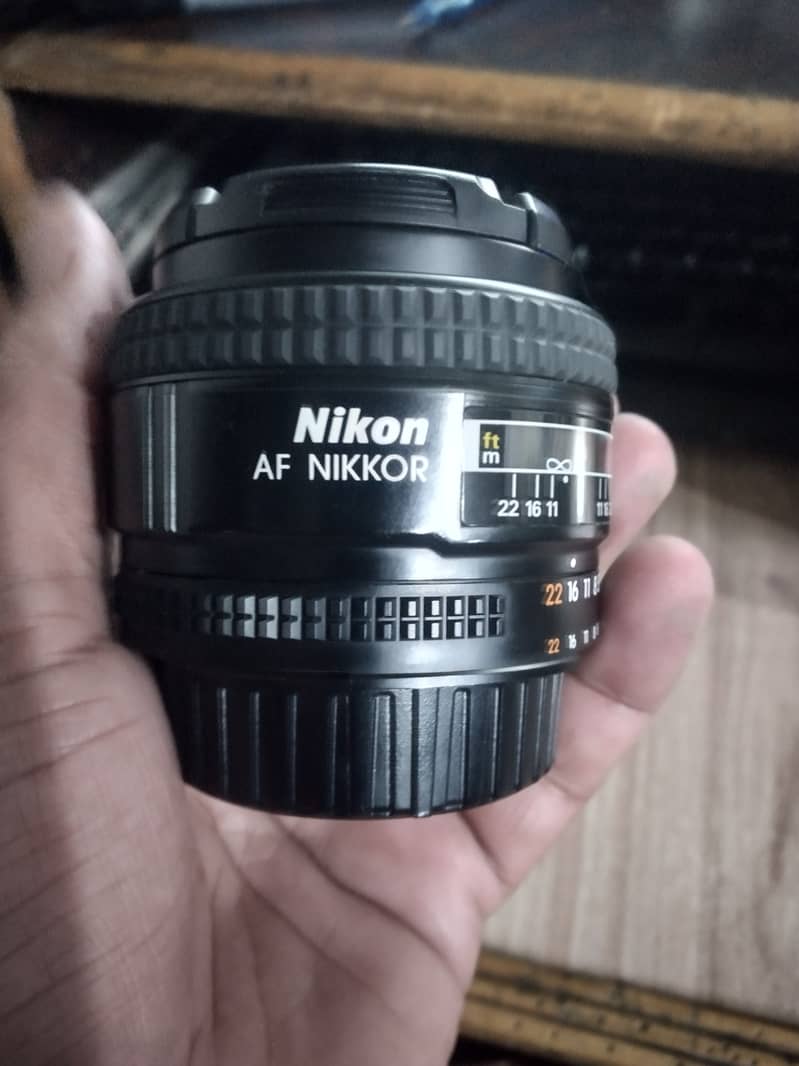 Nikon Lens (nikkor lens AF Nikkor 24mm f/2.8D) 1