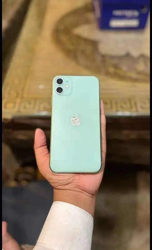 iPhone 11(jv) (128gb)  (Green colour) 1