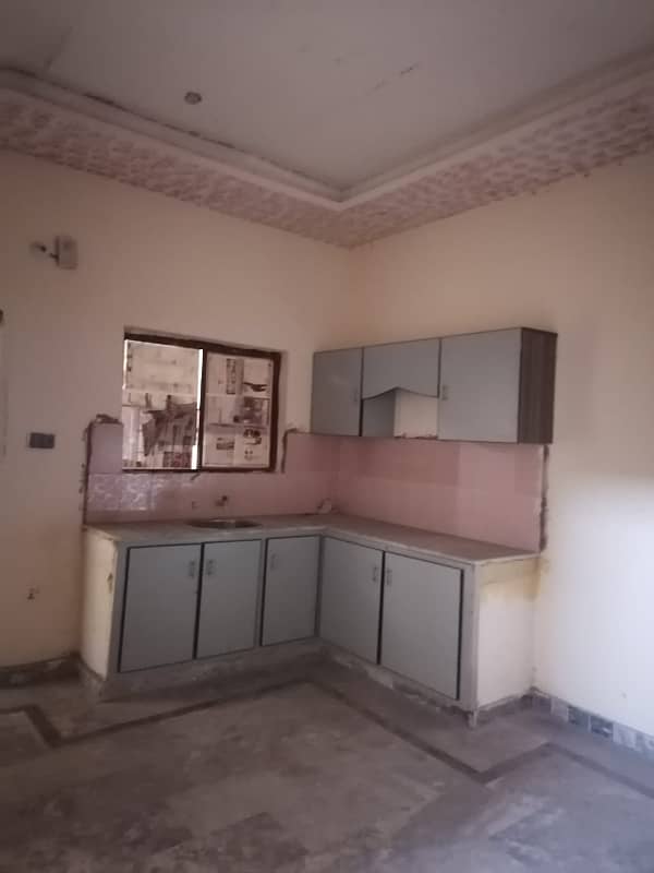 2 bed flat available for rent in h13 Islamabad 0