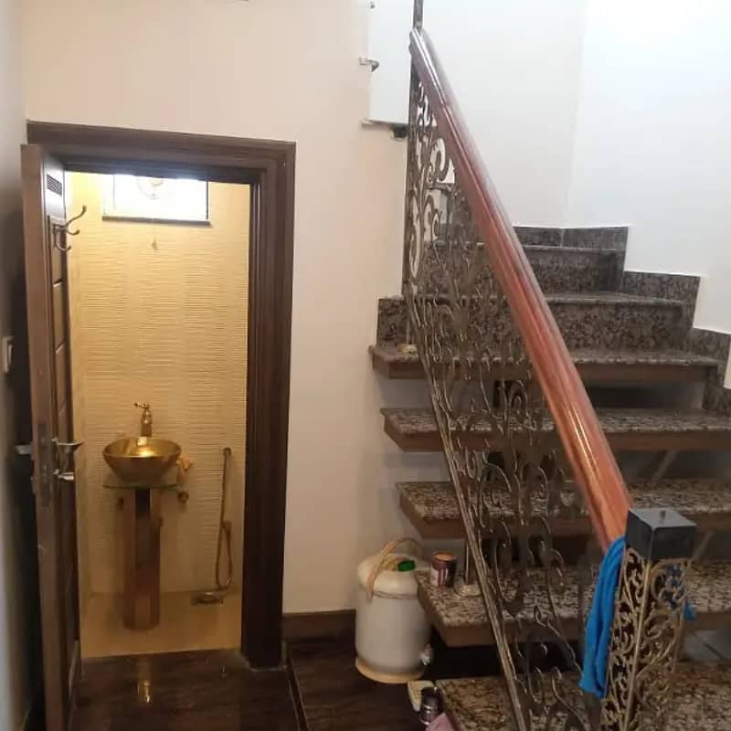 10 Marla House For Sale In Paragon City Lahore 31