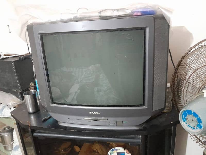 Sofa, TV and TV trolli For sale 4