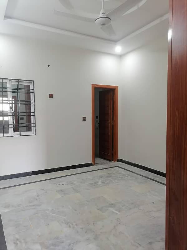 5 marla upper portion available for rent in h 13 Islamabad 1